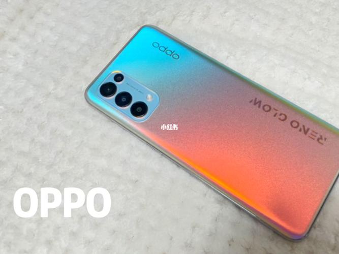 oppo reno5什么屏幕